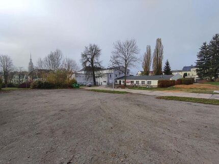 Parkplatz/ Marktfläche an der Julius-Seifert-Straße