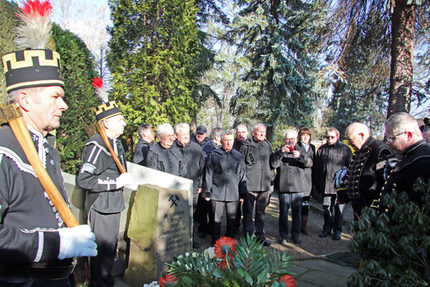Gedenken am Gedenkstein