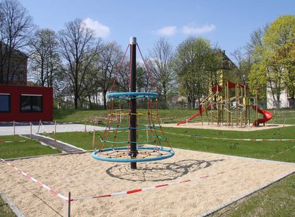 Aussenanlage Hort DRK.jpg