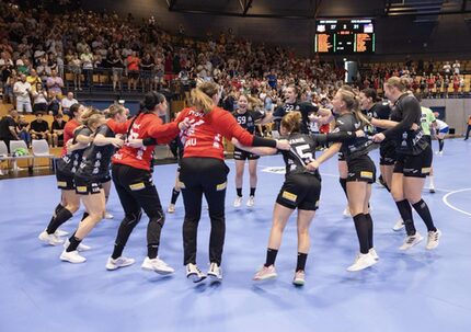 Handballerinnen des BSV-Sachsen Zwickau in der Sparkassen Arena Zwickau