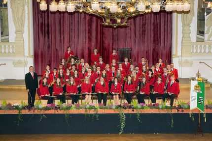 Das Jugendblasorchester spielt am Pfingstsonntag im Waldpark.