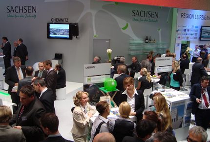 051012_ExpoReal2011.jpg