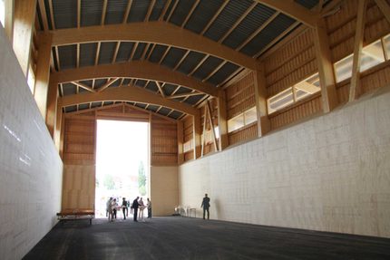 Salzhalle - Blick nach draußent.jpg