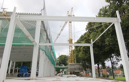 080917_Halle_seitlicher Blick.jpg