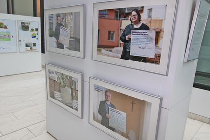 2017_05_08_AusstellungStationenweg2.JPG