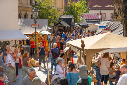 Historisches Markttreiben