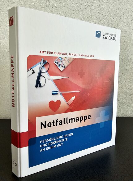 Die neue Notfallmappe des Landkreises Zwickau