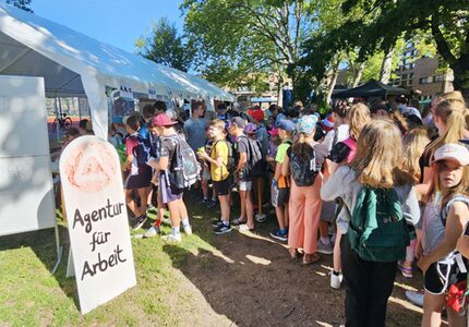 Agentur für Arbeit Kids