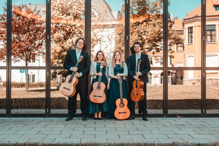 Delta Guitar Quartet