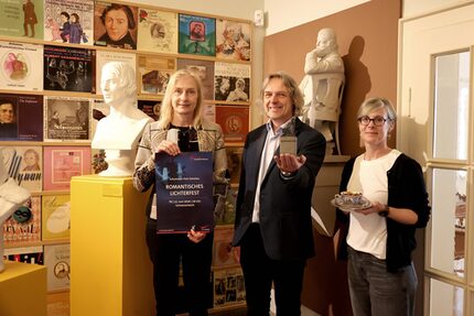 Kulturamtsleiterin Dr. Bianca Dommes, Dr. Thomas Synofzik (Leiter des Robert-Schumann-Hauses Zwickau) uind Grit Weise (Kulturamt) bei der Pressekonferenz zum Zwickauer Schumann-Fest.